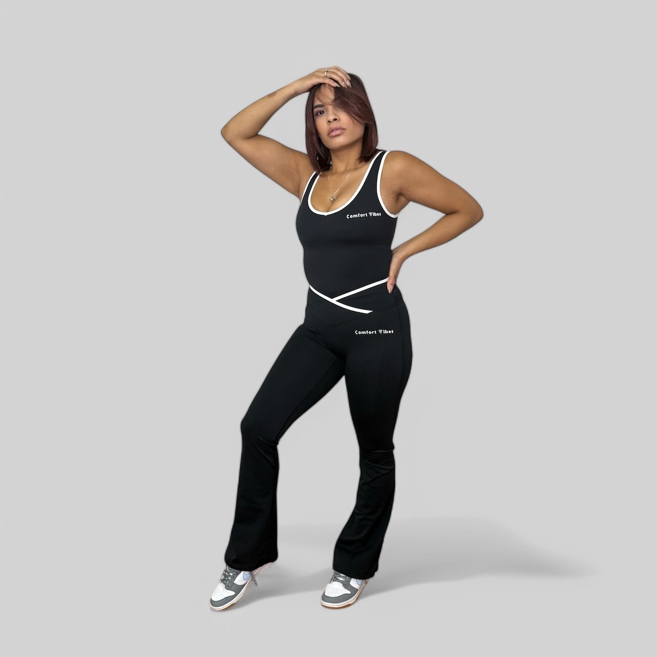 Black set Minerva